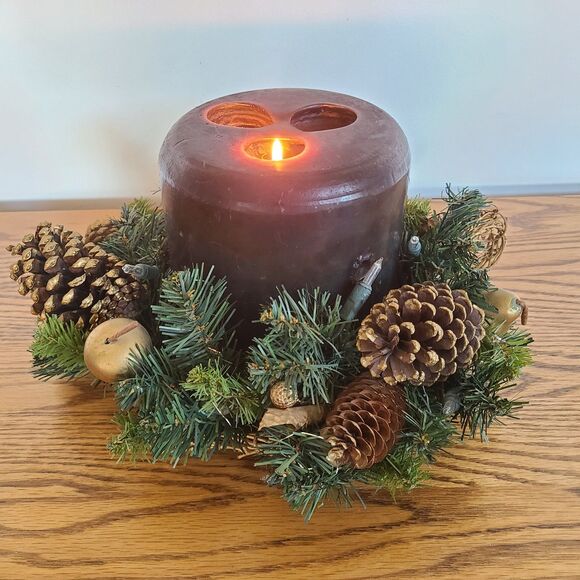 Vintage Light Up Holiday Three-Wick Candle Centerpiece Festive Table Decoration - Picture 9 of 10